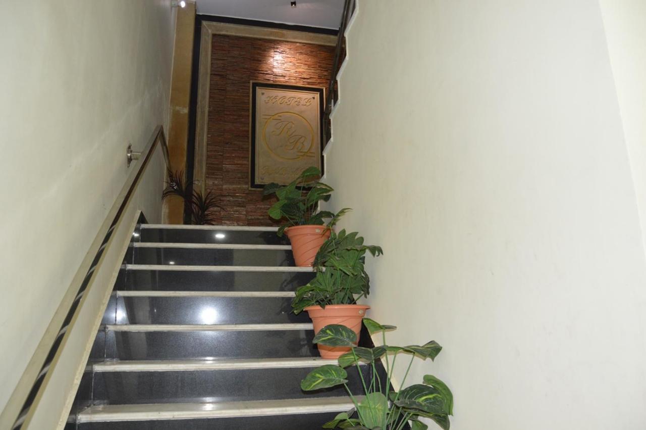 Hotel Rb Palace Dhaulpur Exteriör bild